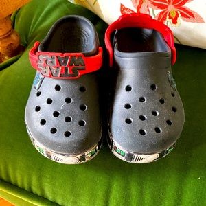 Boys Darth Vader Crocs size 13
